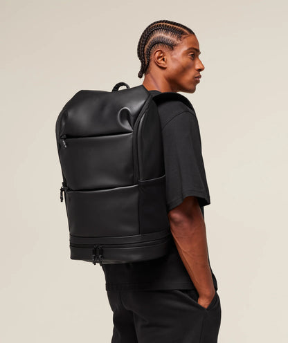 GYMSHARK Sleek Backpack Black — Gymshark | Authentic India