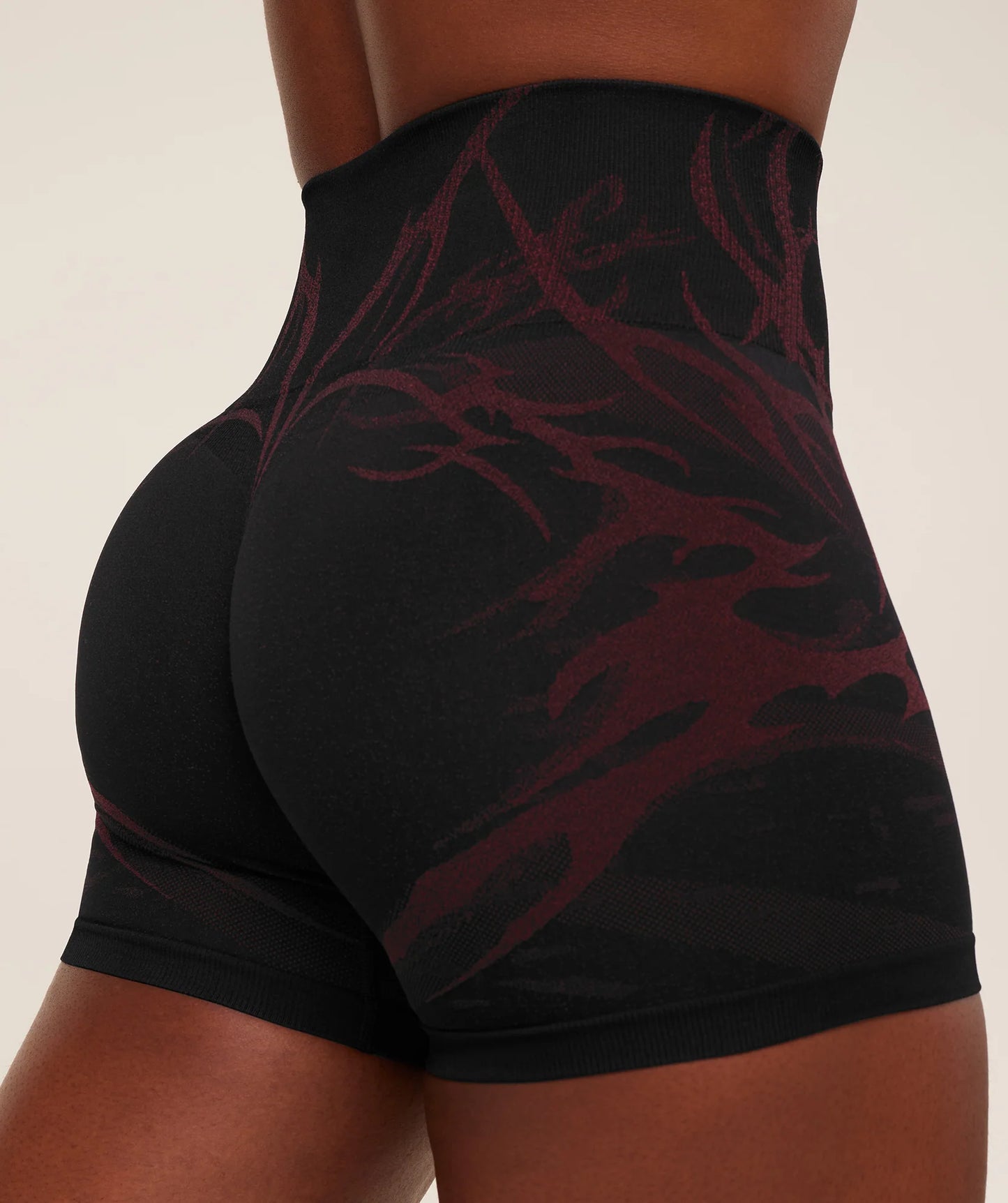 GYMSHARK Storm Seamless Shorts Black/Rich Maroon