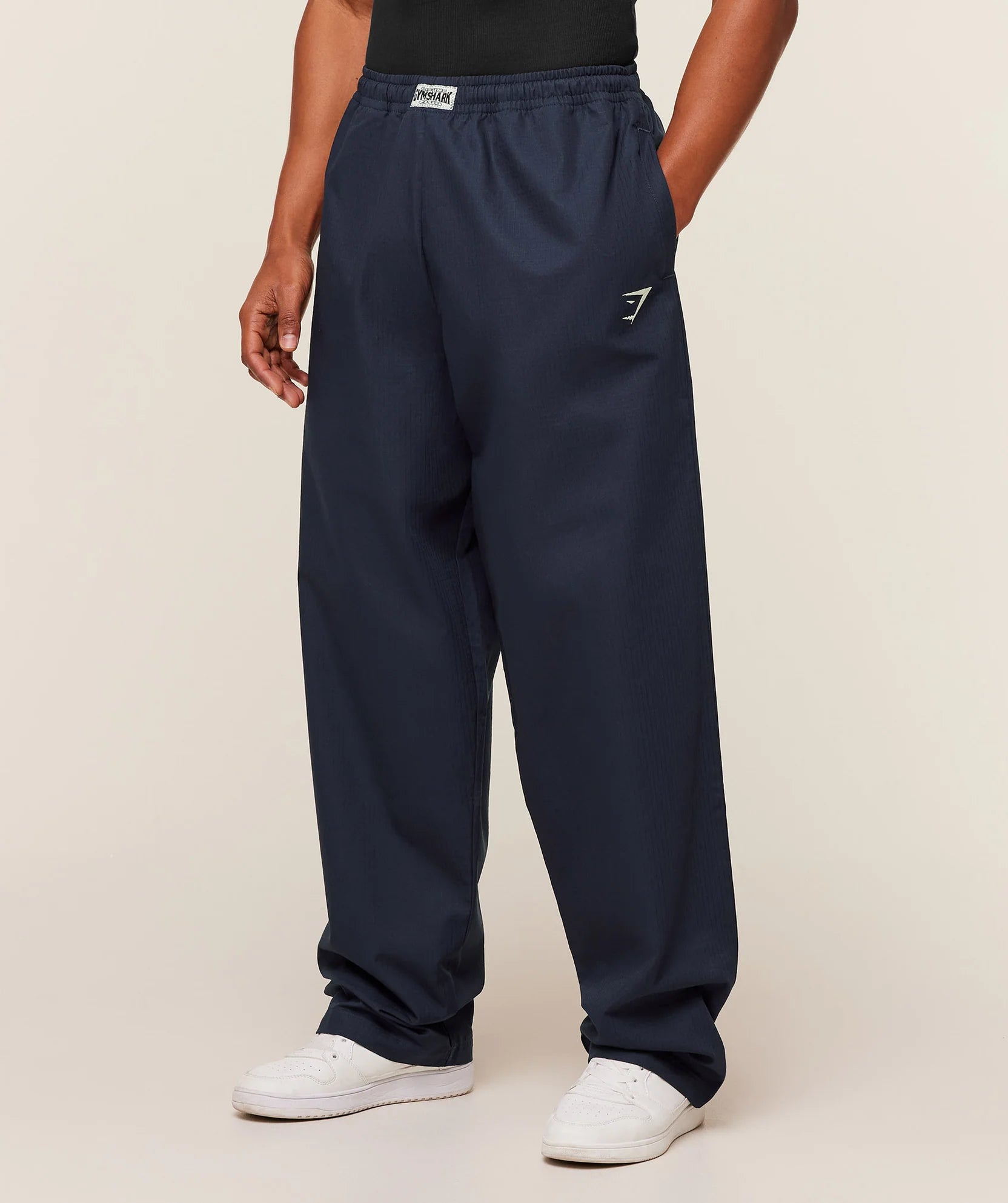 GYMSHARK Straight Leg Pumper Pants — Gymshark | Authentic India