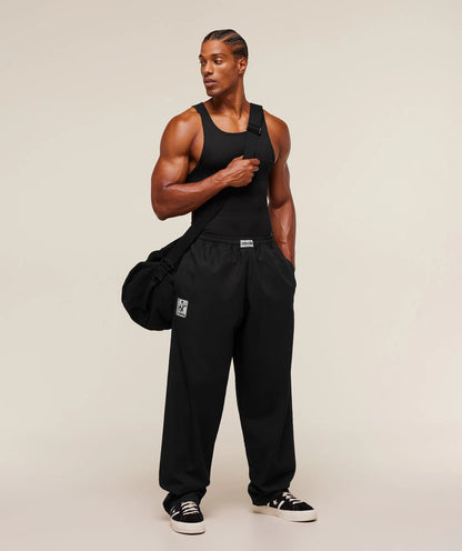 GYMSHARK Straight Leg Pumper Pants Black — Gymshark | Authentic India