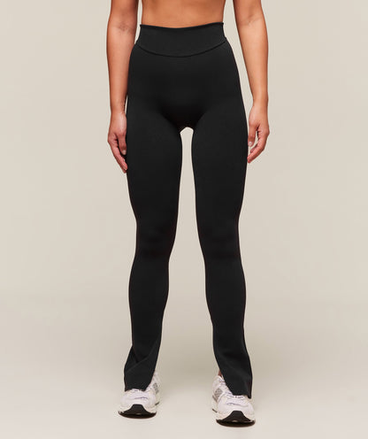 Women's Gymshark Everywear Warp Knit Flare Leggings Black — Gymshark | Authentic India