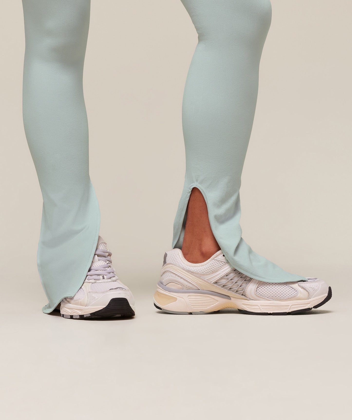 Women's Gymshark Everywear Warp Knit Flare Leggings Frost Blue — Gymshark | Authentic India