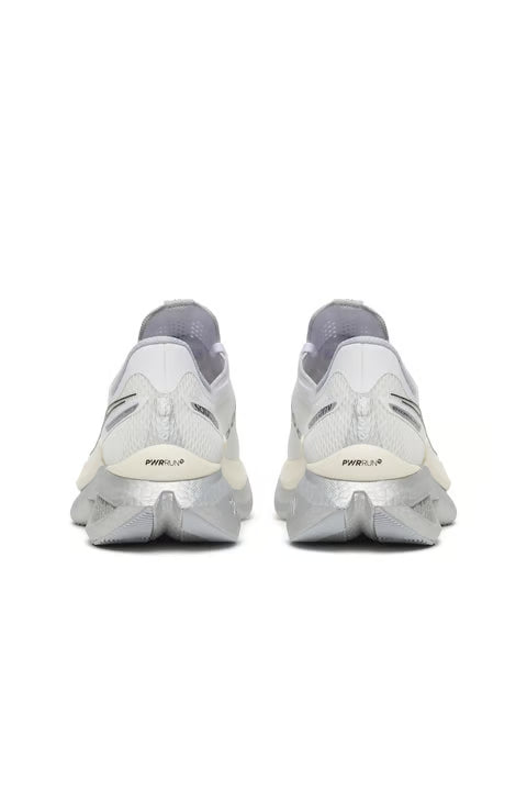SAUCONY Endorphin Pro 5 white and black